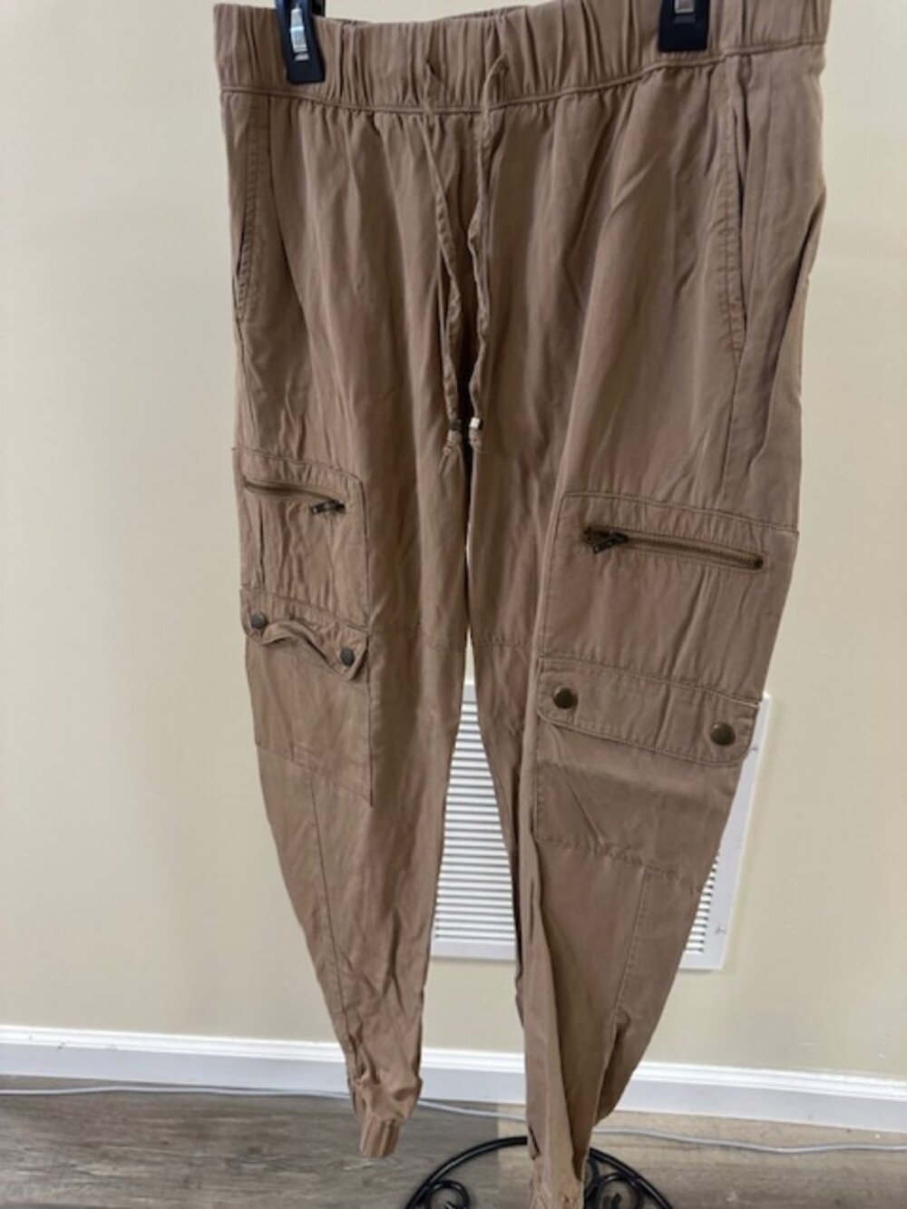 camel cargo pants